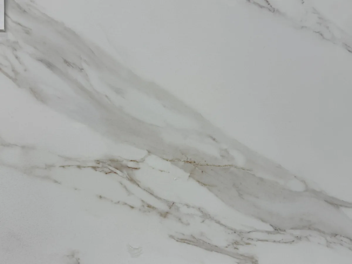 Quartz ollection — slabs